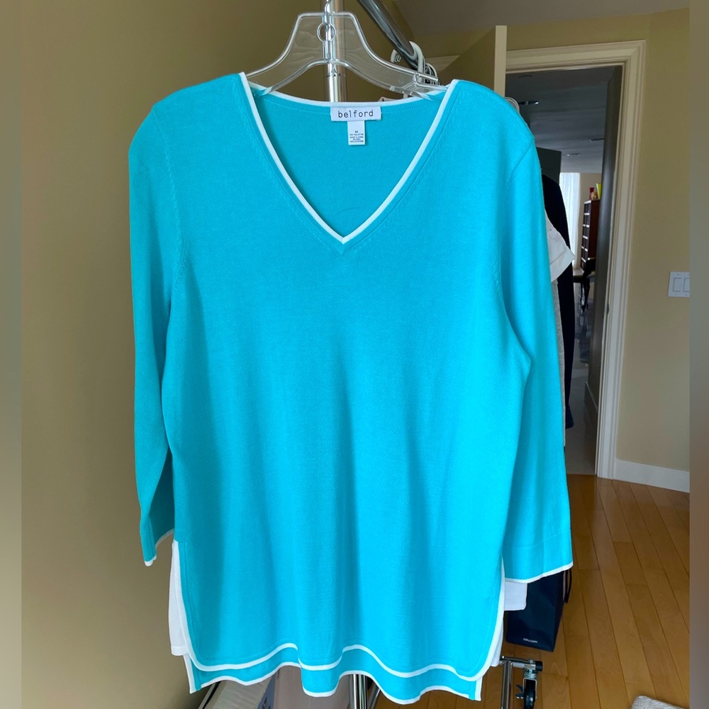 Belford turquoise and white v-neck 3/4 sleeve cotton sweater in excellent cond.